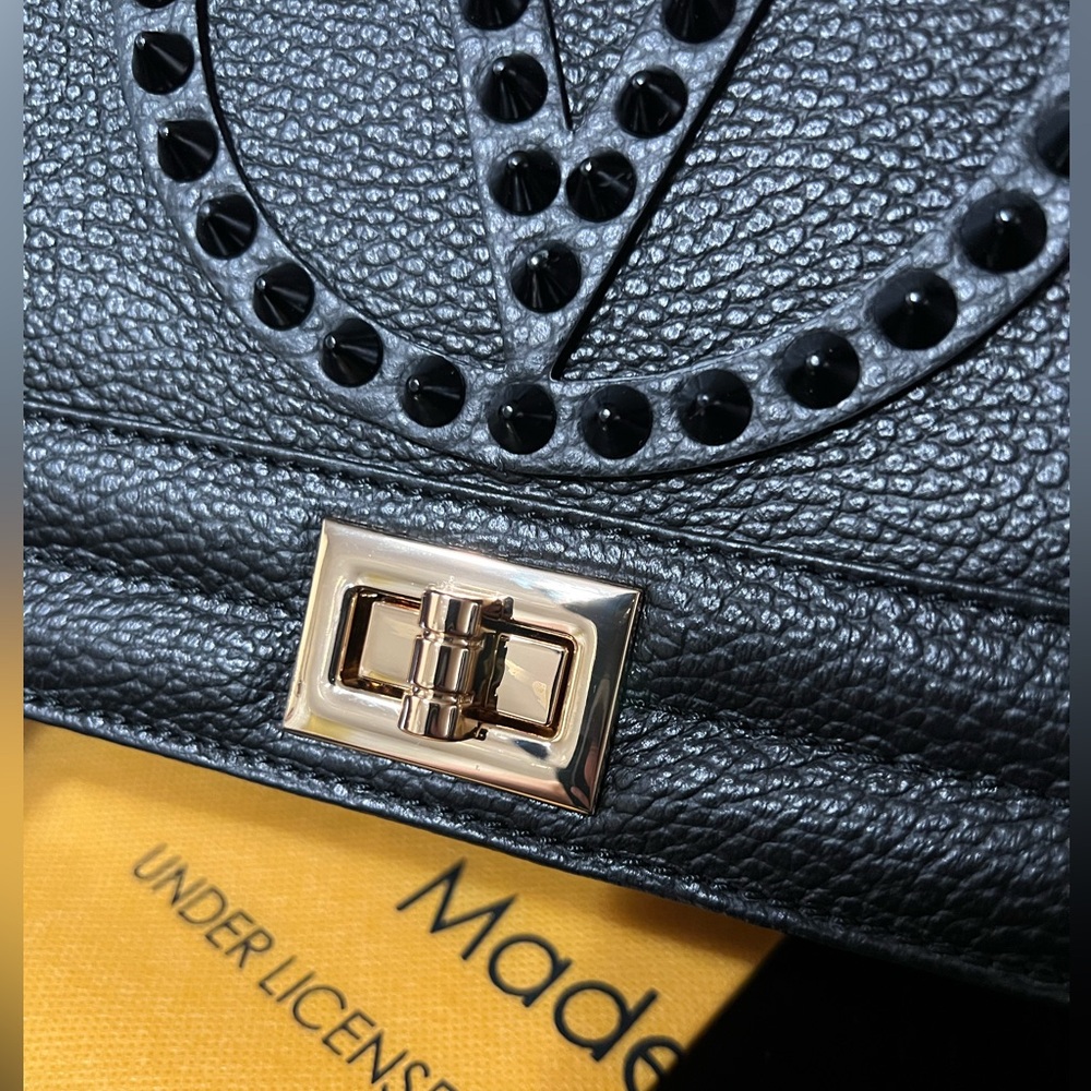 ❌SOLD❌NWT Valentino By Mario Valentino Alice Rock Leather Shoulder Bag - Picture 12 of 13